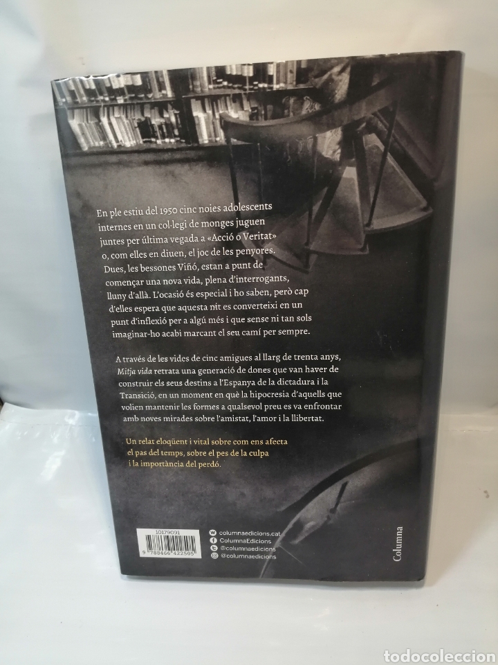 Libros de segunda mano: Mitja vida (Primera edici&oacute;) - Foto 2
