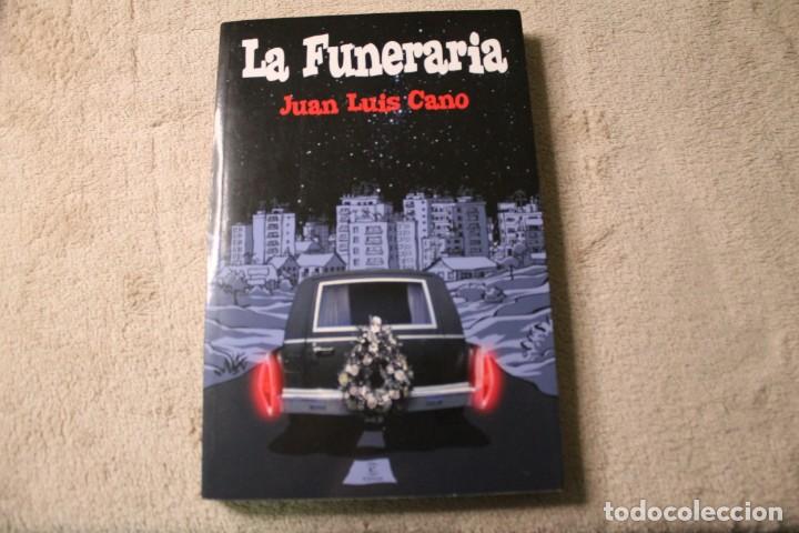 Libros de segunda mano: LA FUNERARIA JUAN LUIS CANO 2009 - Foto 1