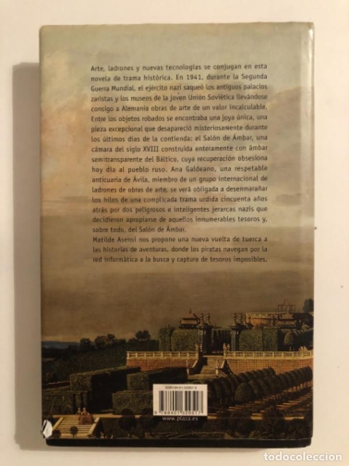 Libros de segunda mano: Libro El sal&oacute;n de &Aacute;mbar de Matilde Asensi - Foto 2
