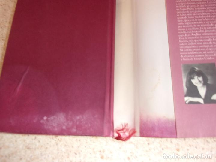 Libros de segunda mano: LA PAPISA - CIRCULO DE LECTORES. - Foto 2