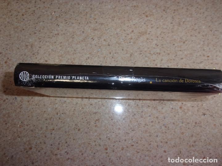 Libros de segunda mano: LA CANCI&Oacute;N DE DOROTEA. - Foto 3