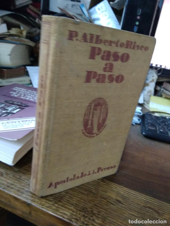 Libros de segunda mano: Paso a paso, P. Alberto Risco. L.2604-1372 - Foto 2