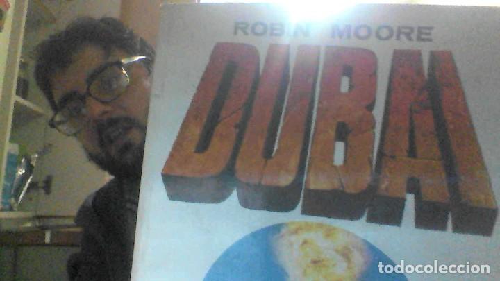 Libros de segunda mano: Dubai Robin Moore - Foto 1