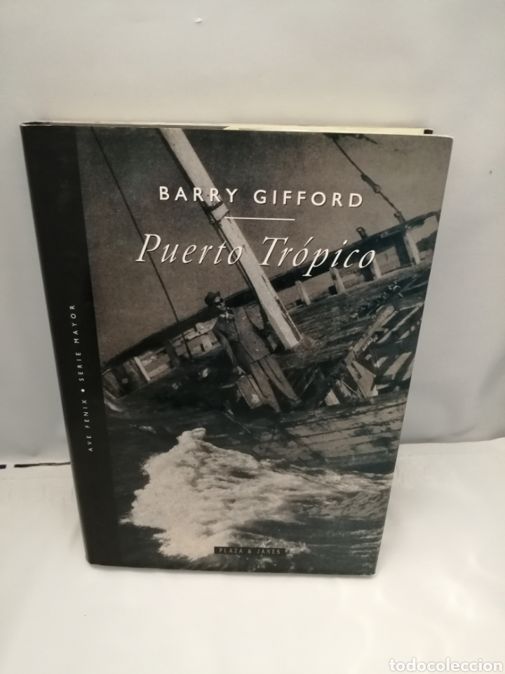 Libros de segunda mano: Puerto Tr&oacute;pico (Primera edici&oacute;n) - Foto 1