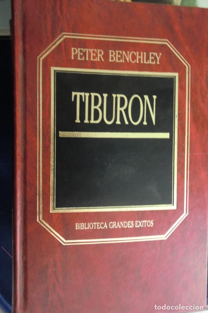 Libros de segunda mano: BIBLIOTECA GRANDES &Eacute;XITOS ORBIS. TIBUR&Oacute;N. PETER BENCHLEY