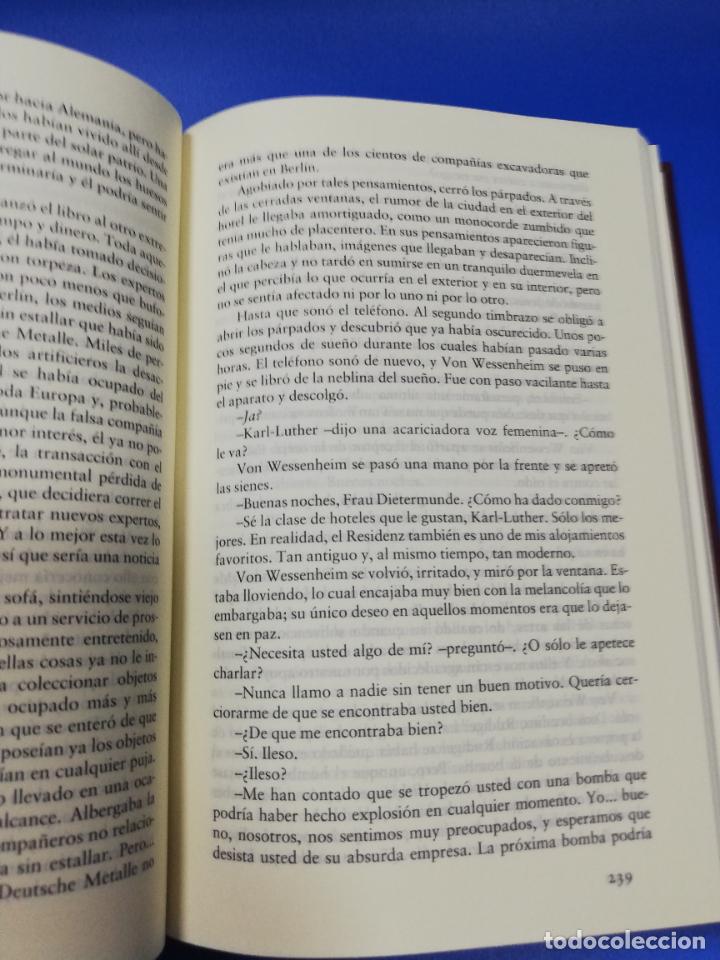 Libros de segunda mano: KATASTROPHE. RANDALL BOYLL. 2001. PAG. 632. - Foto 4