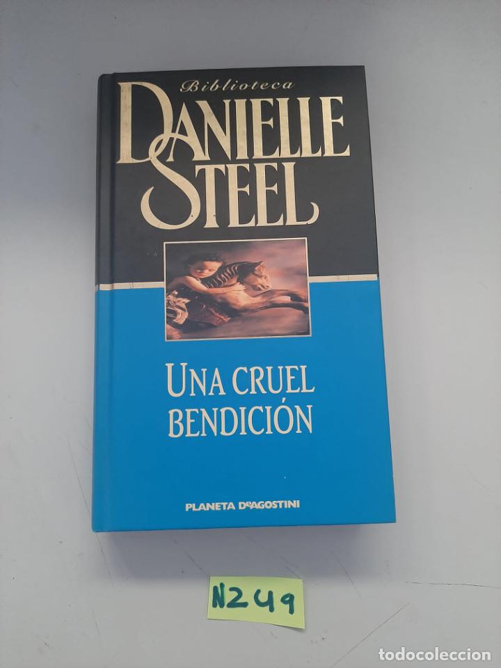 Libros de segunda mano: Una Cruel Bendicion - Foto 1