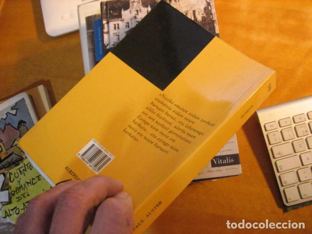 Libros de segunda mano: PAUL AUSTER IKUSEZIN EN EUSKERA NUEVO - Foto 4
