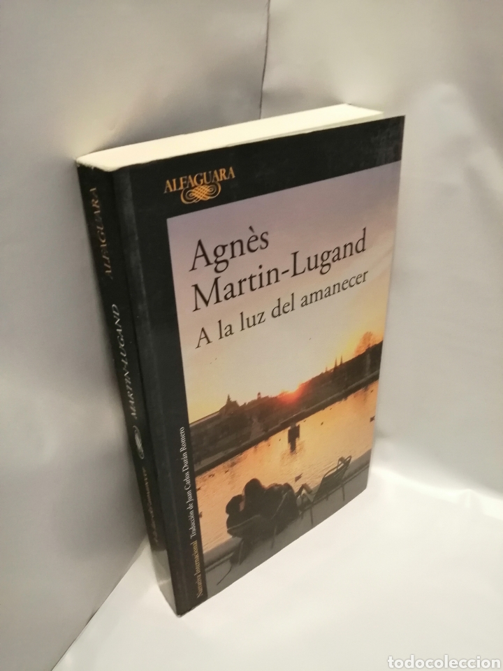 Libros de segunda mano: A LA LUZ DEL AMANECER (PRIMERA EDICI&Oacute;N) - Foto 3