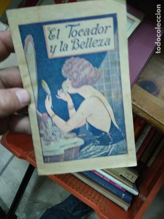 Livres d'occasion: El tocador y la belleza. L.24957