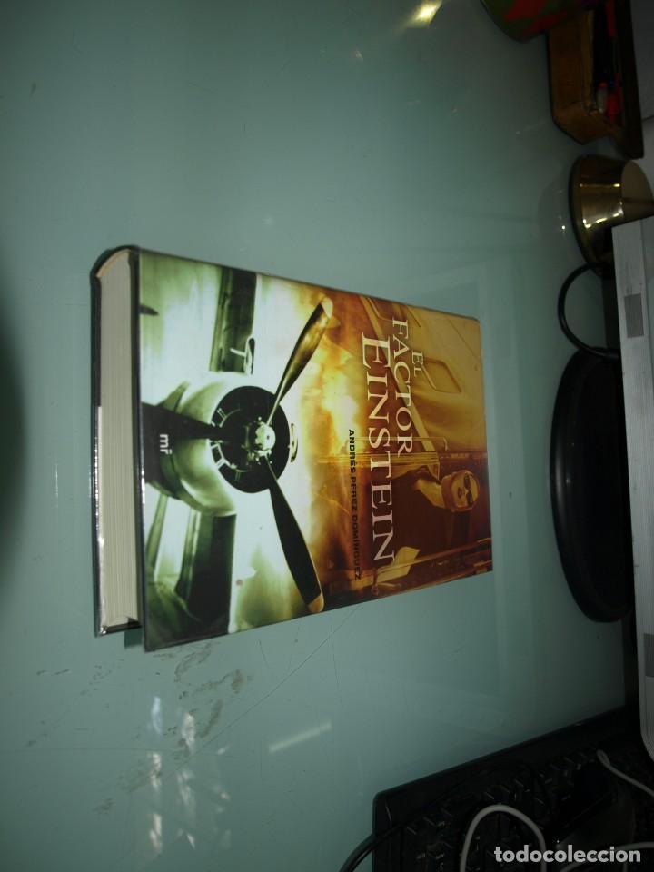 Libros de segunda mano: Andres PEREZ DOMINGUEZ, El factor Einstein,MR - Foto 1