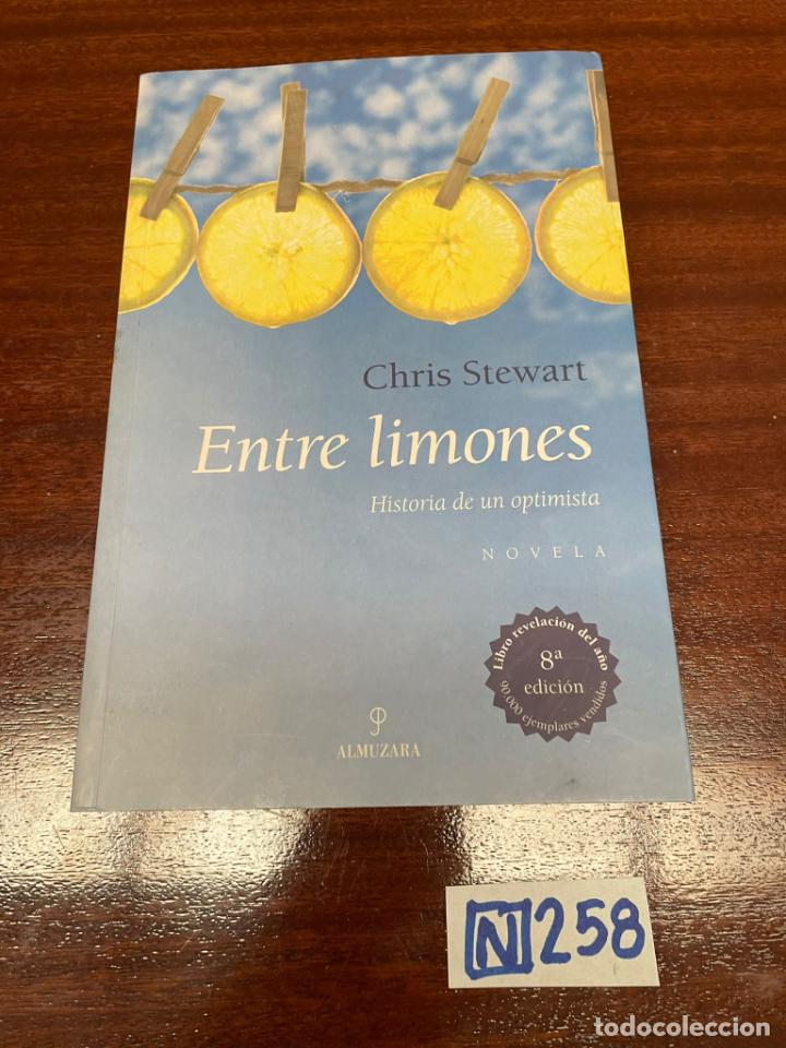 Libros de segunda mano: Entre limones - Foto 1
