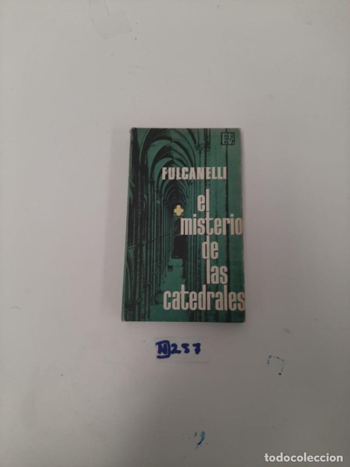 Libros de segunda mano: El misterio de las catedrales - Foto 1