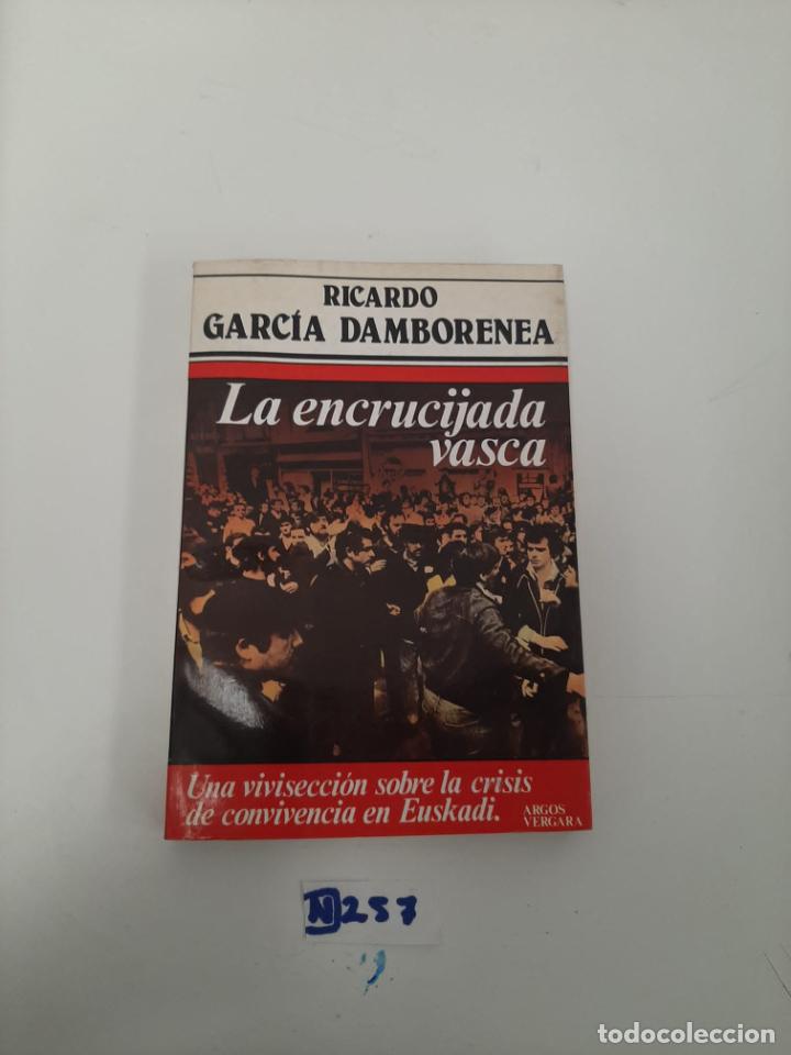 Libros de segunda mano: La encrucijada vasca - Foto 1