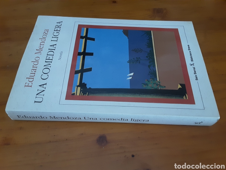 Libros de segunda mano: Una comedia ligera. Eduardo Mendoza - Foto 2
