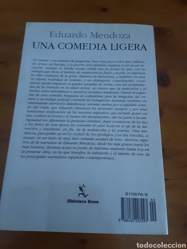 Libros de segunda mano: Una comedia ligera. Eduardo Mendoza - Foto 3