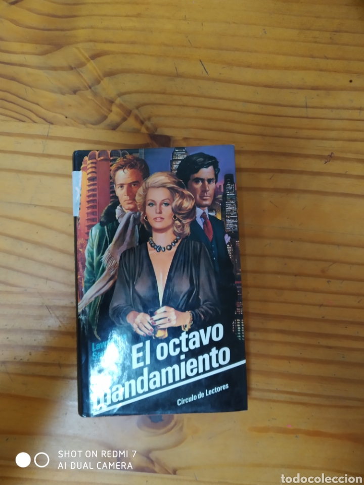Libros de segunda mano: El octavo mandamiento. - Foto 1