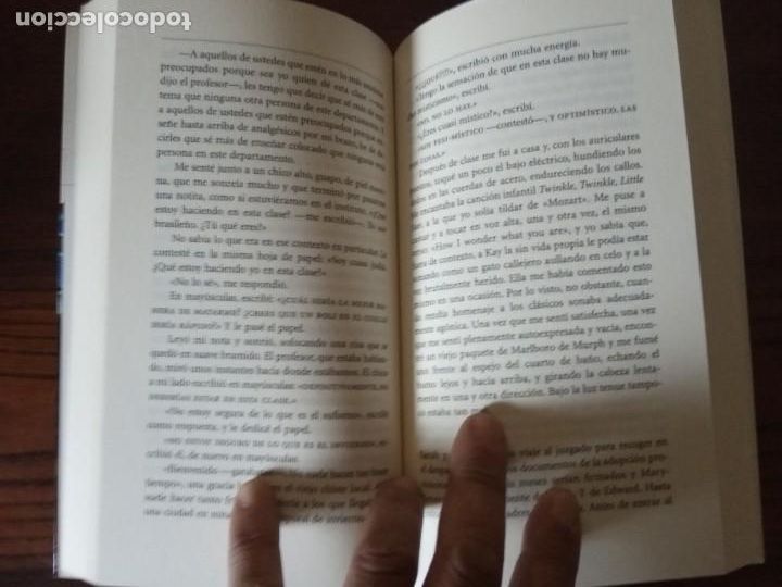 Libros de segunda mano: AL PIE DE LA ESCALERA .- LORRIE MOORE . - Foto 3