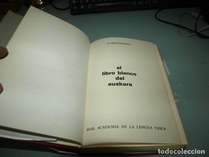 Libros de segunda mano: El libro blanco del euskera, Euskaltzendia - Foto 2