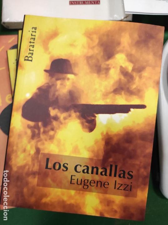 Libros de segunda mano: Los canallas - Izzi, Eugene - Foto 1