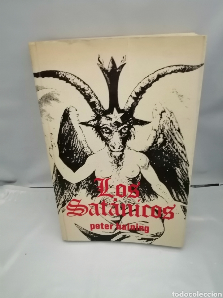 Libros de segunda mano: LOS SAT&Aacute;NICOS (PRIMERA EDICI&Oacute;N) - Foto 1