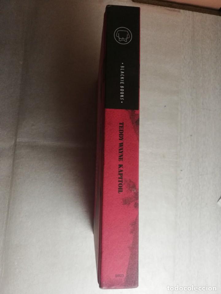 Libros de segunda mano: KAPITOIL - TEDDY WAYNE - Foto 2