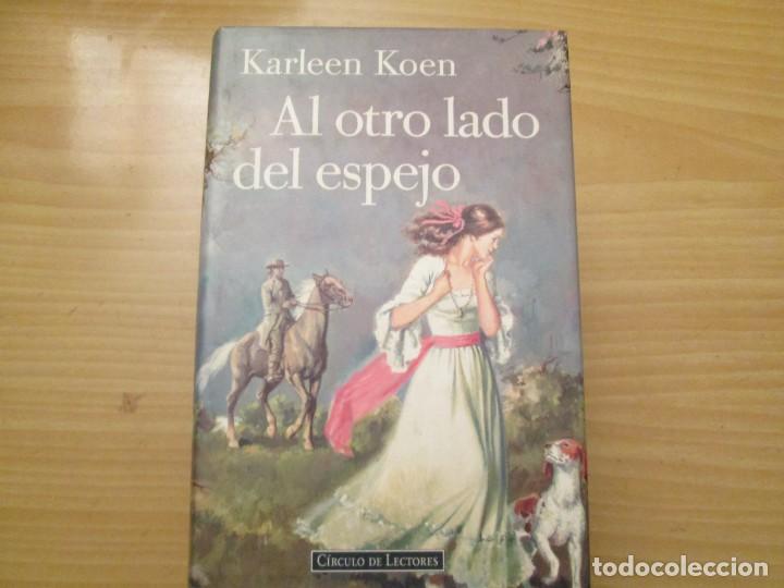 Libros de segunda mano: AL OTRO LADO DEL ESPEJO - Foto 1