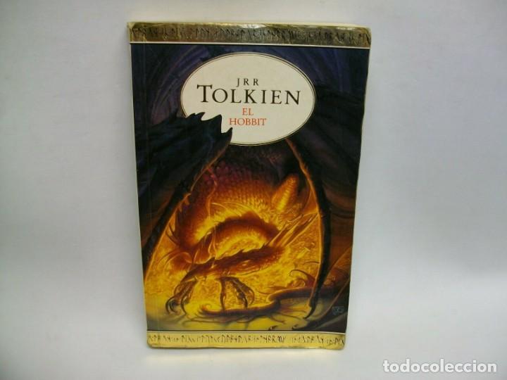 Libros de segunda mano: EL HOBBIT de J.R.R. TOLKIEN LIBRO - Foto 1