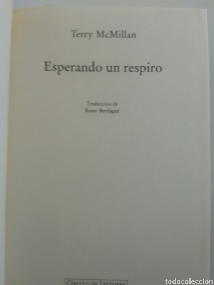 Libros de segunda mano: ESPERANDO UN RESPIRO/TERRY MCMILLAN - Foto 2