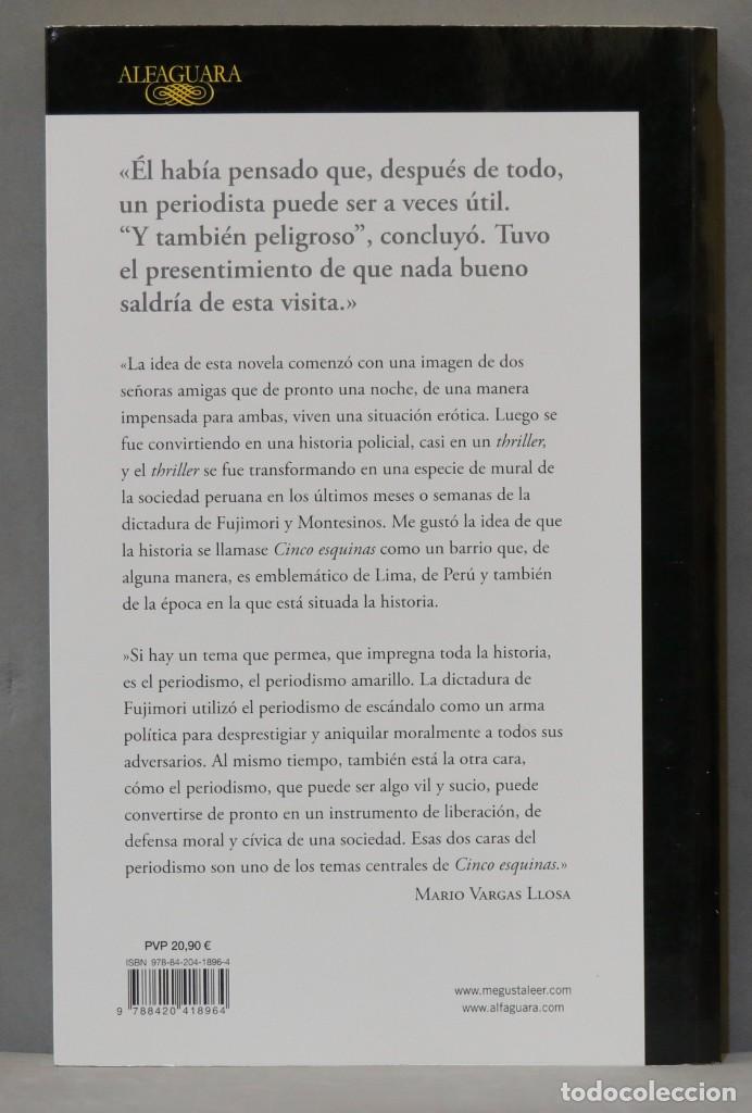 Libros de segunda mano: 2016.- CINCO ESQUINAS. VARGAS LLOSA - Foto 2