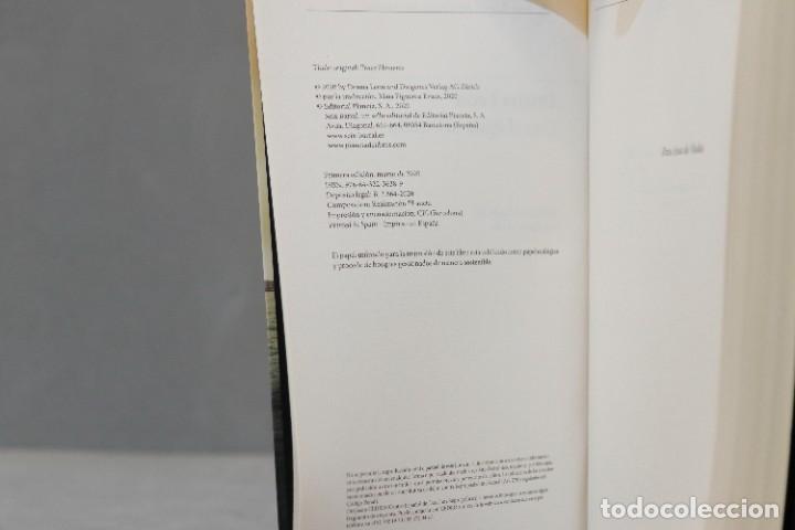 Libros de segunda mano: 2020.- Con el agua al cuello. Leon - Foto 3
