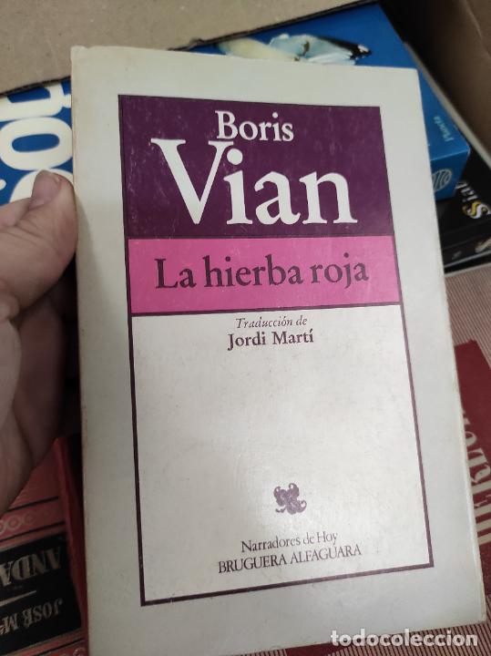 Libros de segunda mano: Boris Vian - LA HIERBA ROJA - Foto 1