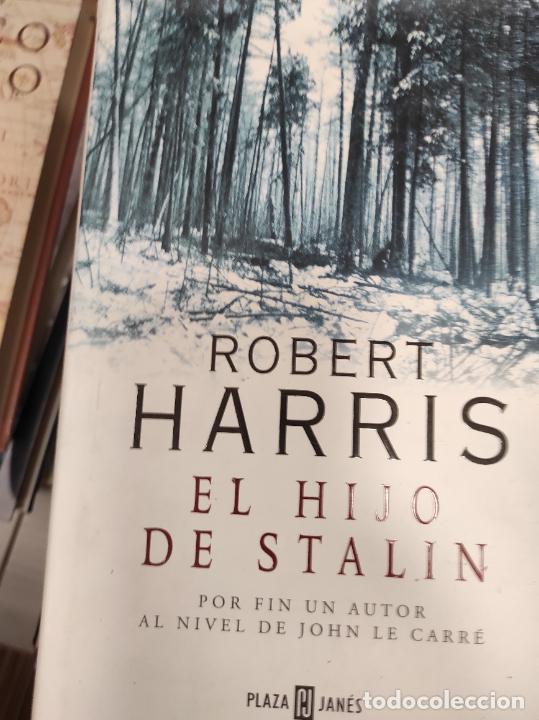 Libros de segunda mano: El hijo de Stalin - Robert Harris - Foto 1
