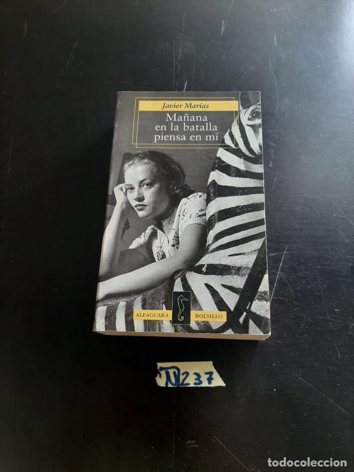 Libros de segunda mano: Ma&ntilde;ana en la batalla piensa en mi - Foto 1