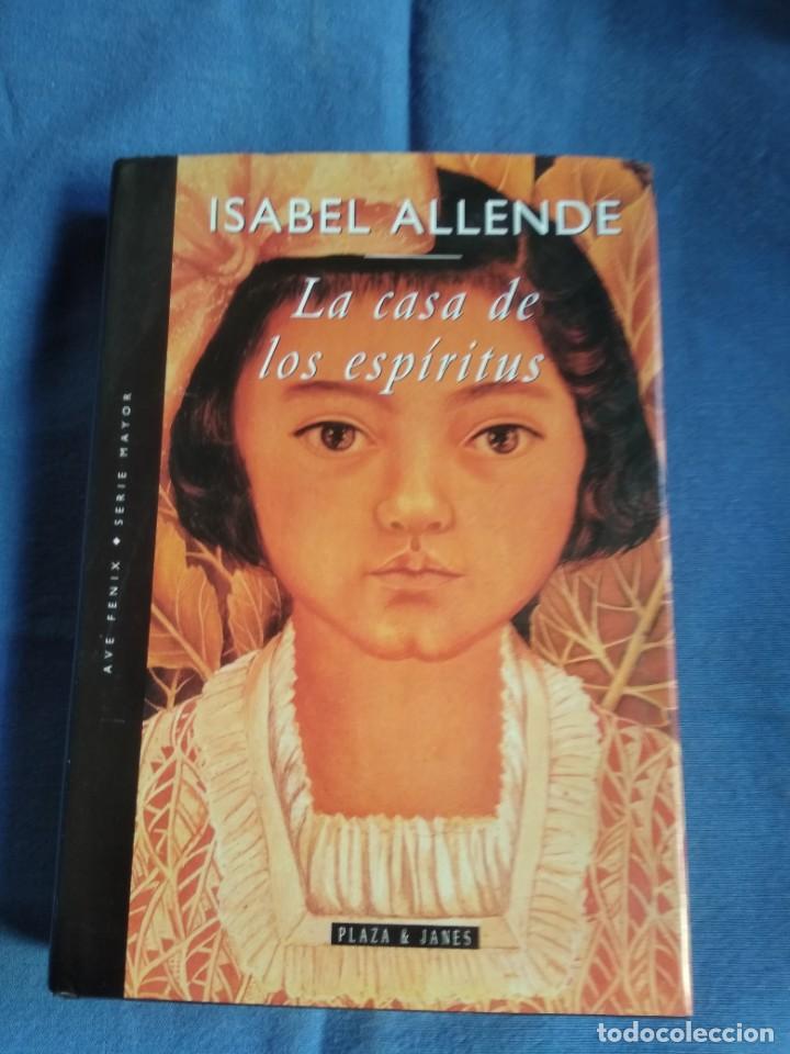 Libros de segunda mano: LA CASA DE LOS ESPIRITUS - ISABEL ALLENDE - Foto 1