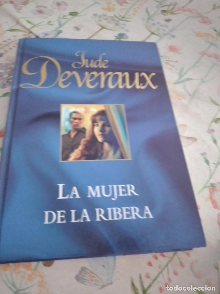 Libros de segunda mano: M-26 LIBRO LA MUJER DE LA RIBERA JUDE DEVERAUX - Foto 1