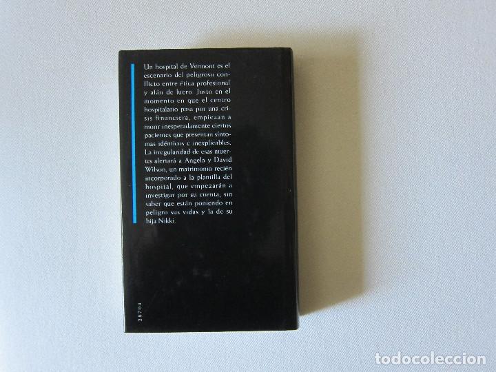 Libros de segunda mano: TRATAMIENTO LETAL - ROBIN COOK (C&Iacute;RCULO DE LECTORES) - Foto 2