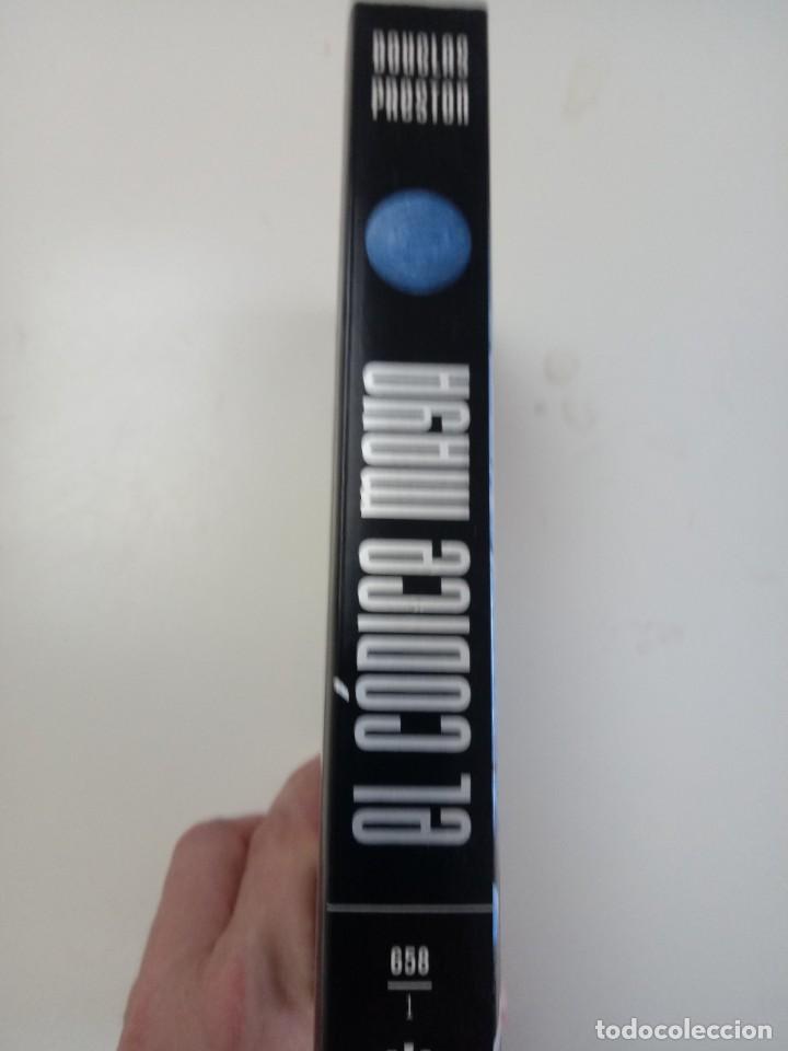 Libros de segunda mano: El c&oacute;dice maya (Douglas Preston) - Foto 2