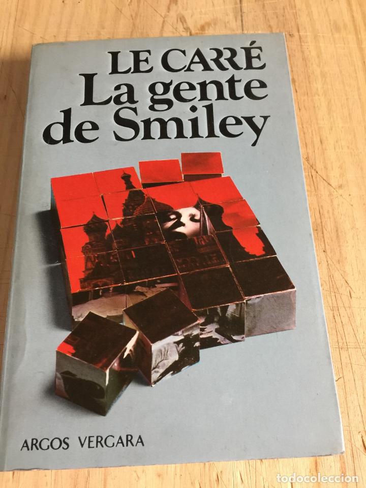 Libros de segunda mano: La gente de smiley - Le Carr&eacute; - Foto 1