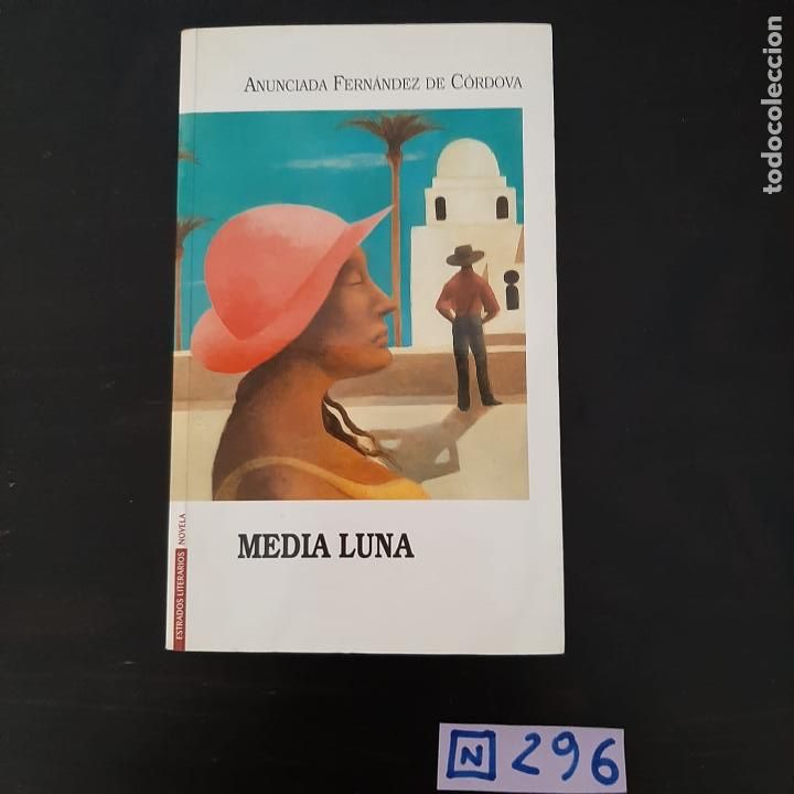 Libros de segunda mano: Media luna - Foto 1