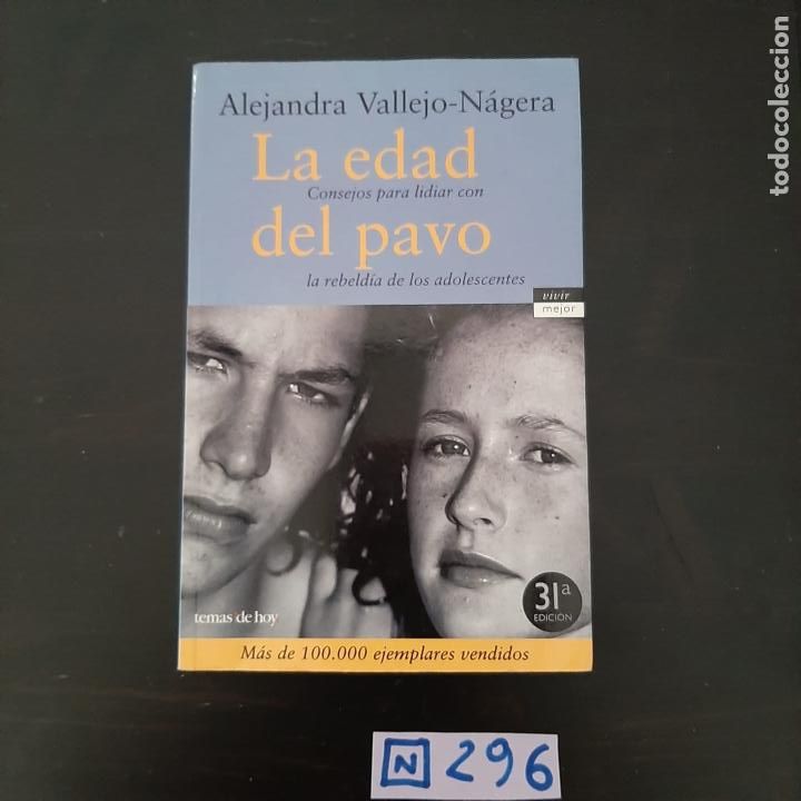 Libros de segunda mano: La edad del pavo - Foto 1