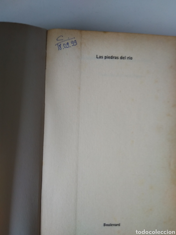 Libros de segunda mano: LAS PIEDRAS DEL RIO/URSULA HEGI - Foto 2