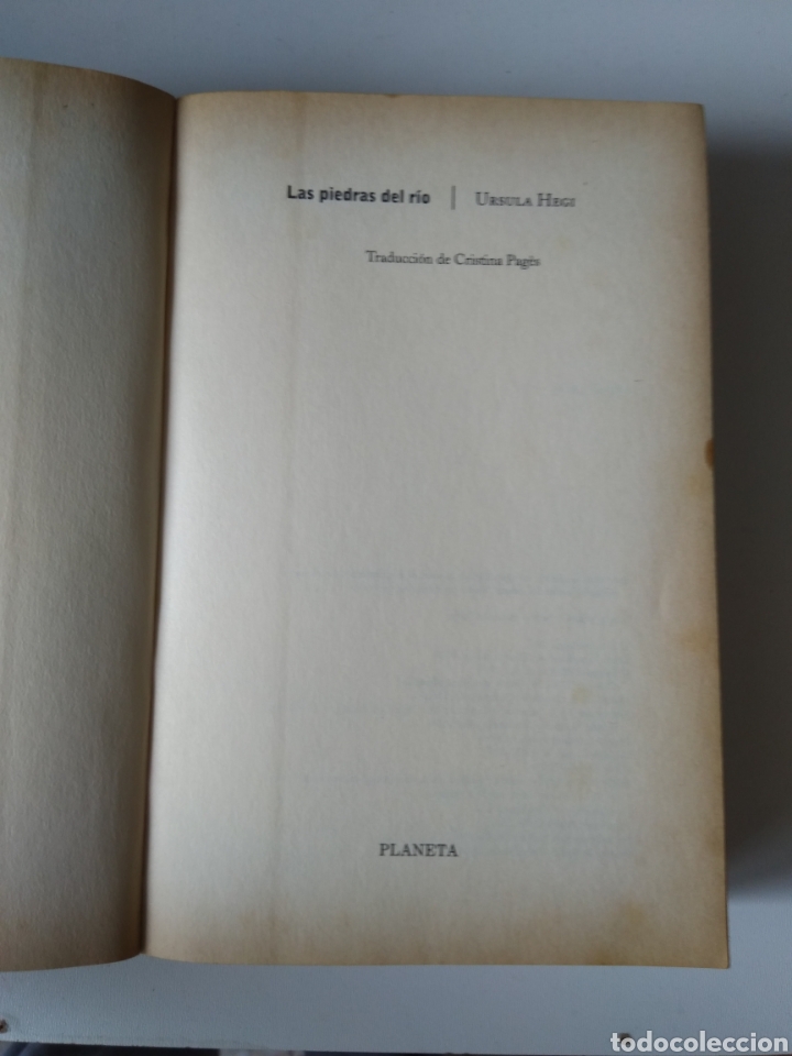Libros de segunda mano: LAS PIEDRAS DEL RIO/URSULA HEGI - Foto 3