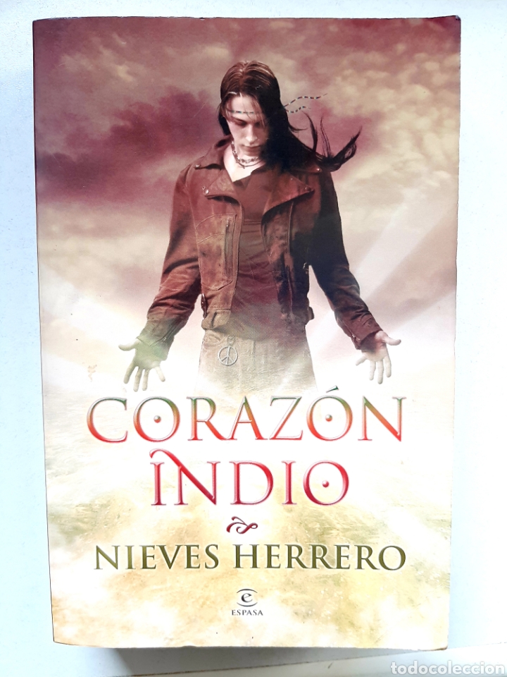 Libros de segunda mano: CORAZ&Oacute;N INDIO - Nieves Herrero - Foto 1