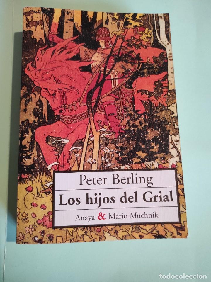 Libros de segunda mano: LOS HIJOS DEL GRIAL - Peter Berling - Foto 1