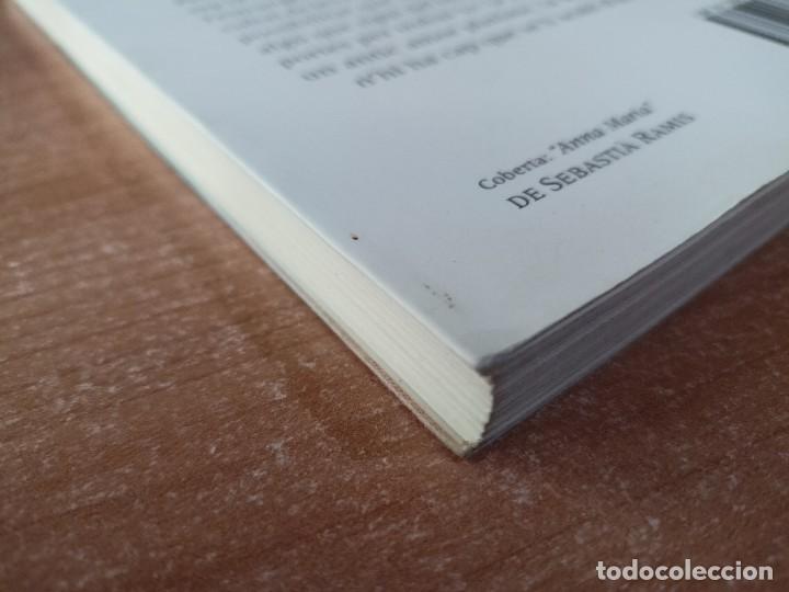 Libros de segunda mano: Cames de seda - Maria Merc&egrave; Roca - en catal&agrave; - Foto 3