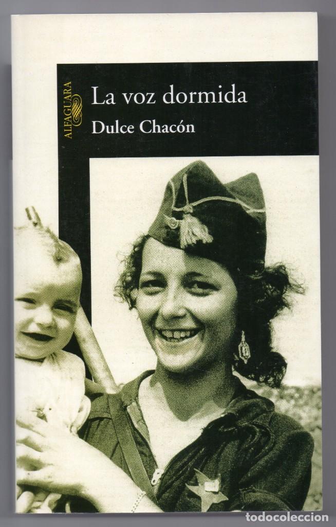 Libros de segunda mano: La voz dormida. Dulce Chac&oacute;n - Foto 1