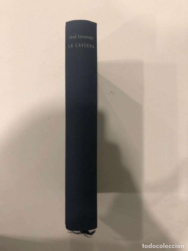 Libros de segunda mano: LA CAVERNA. JOSE SARAMAGO. CIRCULO DE LECTORES. 2000 - Foto 3
