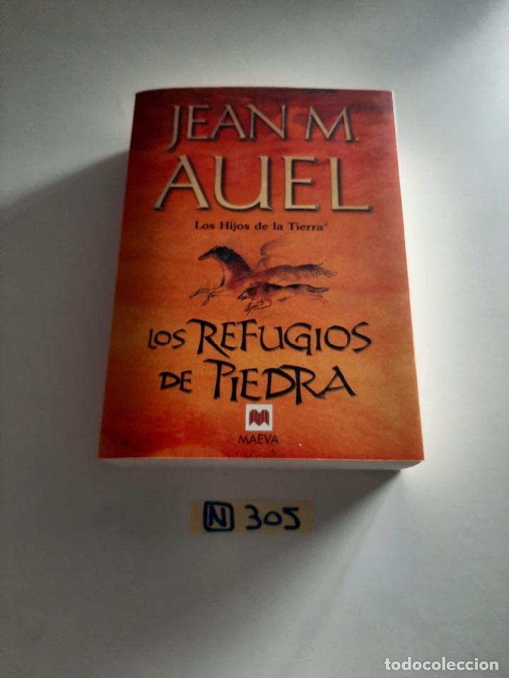 Libros de segunda mano: Los refugios de piedra - Foto 1