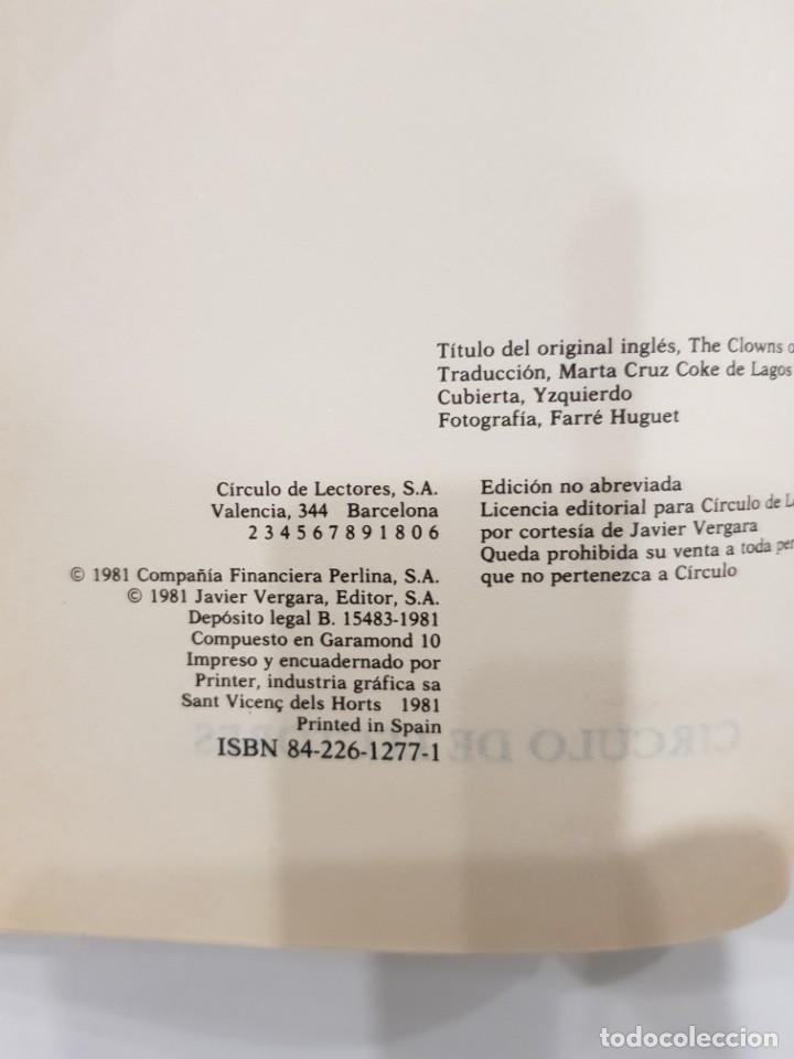 Libros de segunda mano: LOS BUFONES DE DIOS. MORRIS WEST. CIRCULO DE LECTORES. 1981 - Foto 6